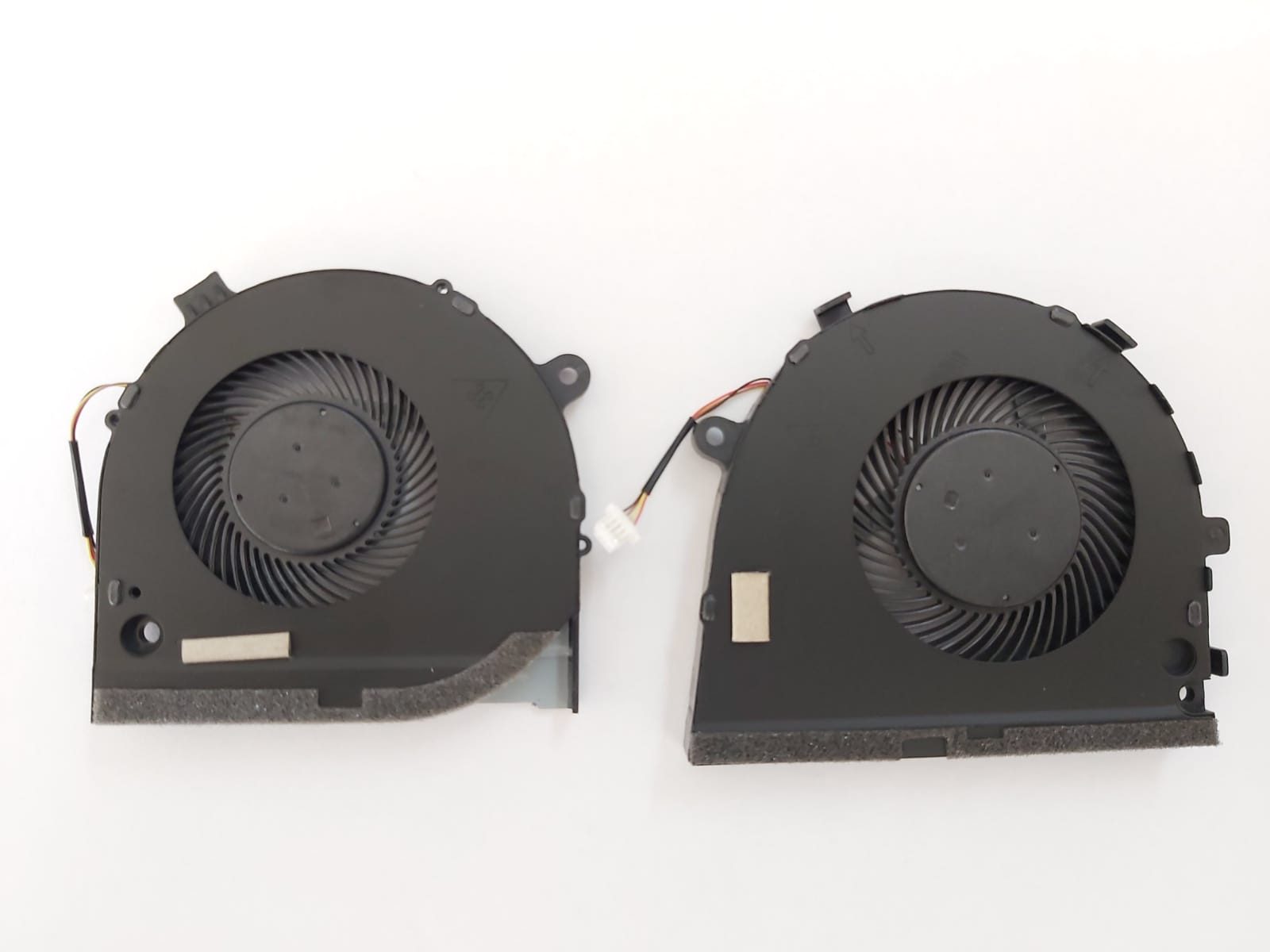 dell-inspiron-game-g3-3579-g3-3779-g5-15-5587-0tjhf2-cpu-fani__0149816197000003